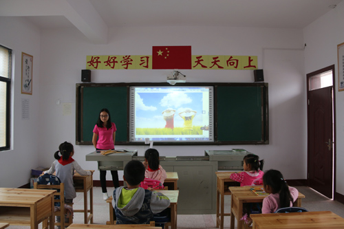 临湘市小学领导团队最新概览